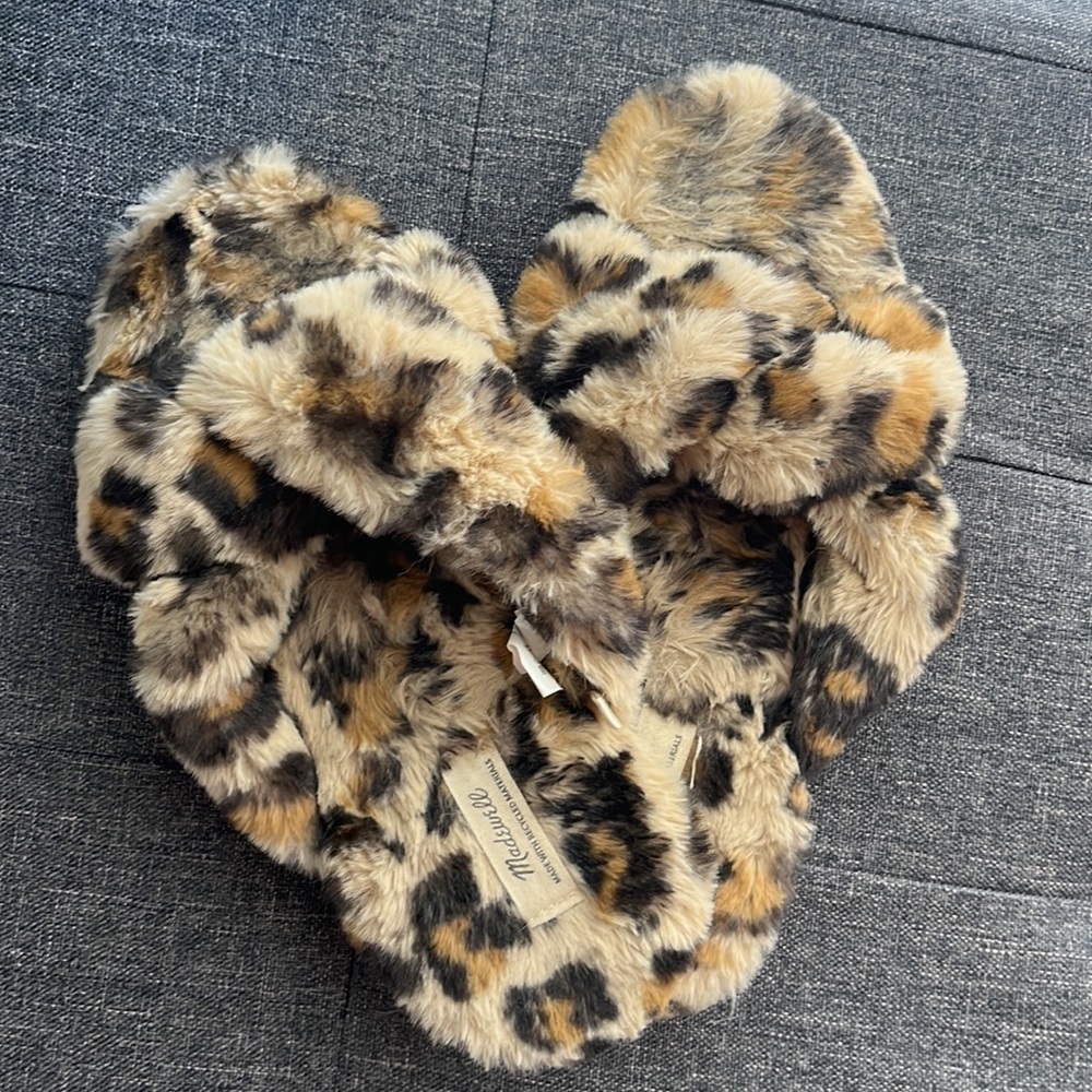 Madewell Women's Crisscross Slippers in Leopard Faux Fur sz 6 - Picture 6 of 10